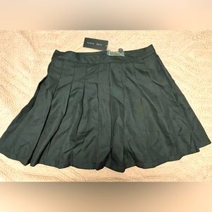 Black Pleated Collegiate Uniform Mini Skater Skirt sz L